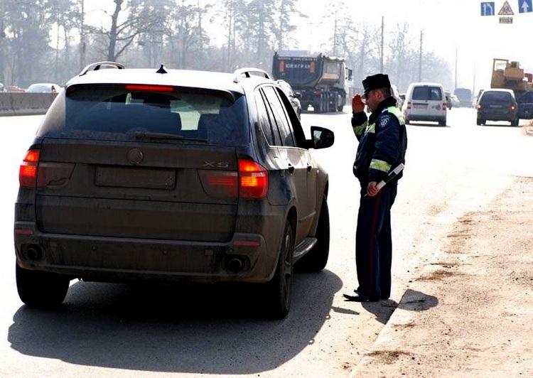 какой штраф за езду без номерного знака